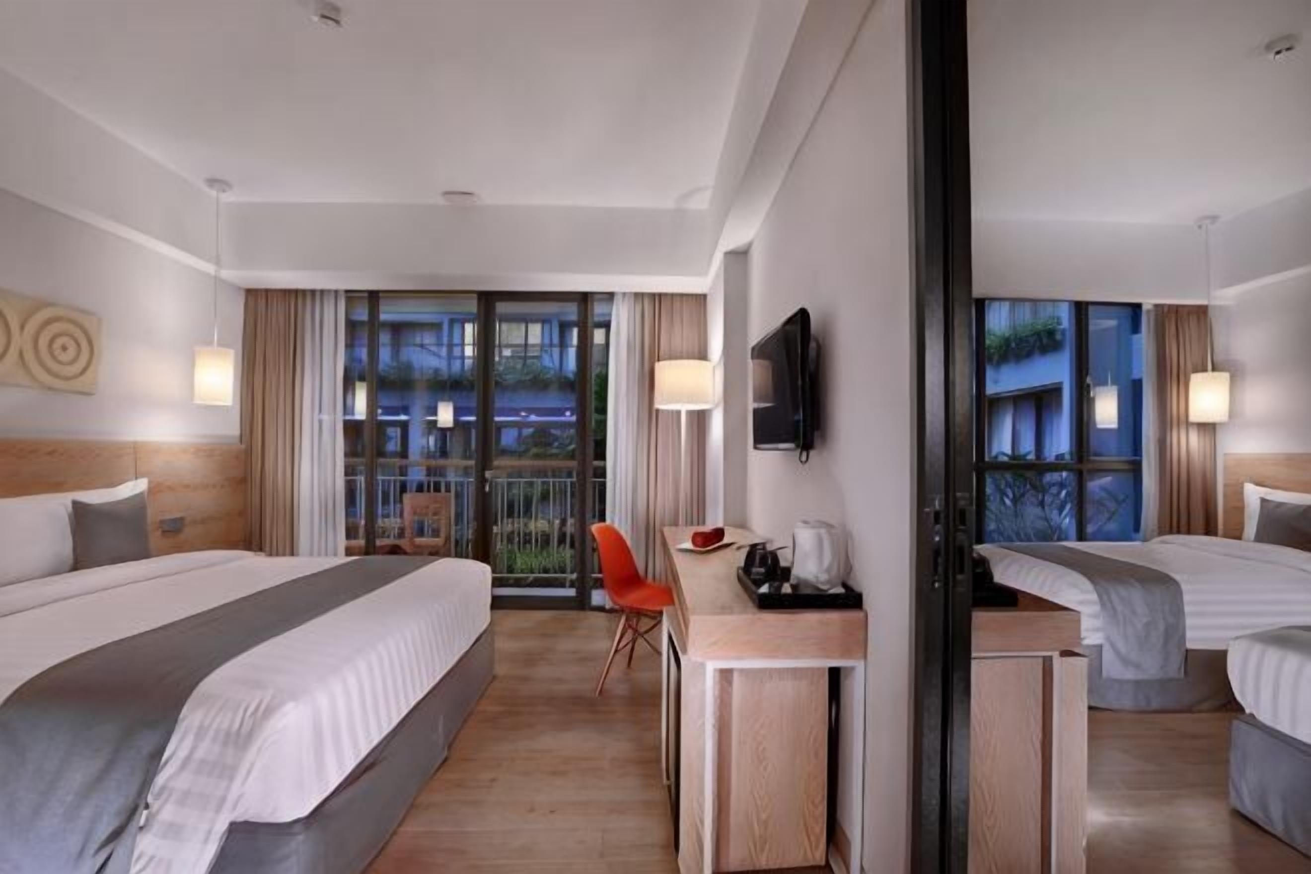 Minibar, in-room safe, desk, soundproofing