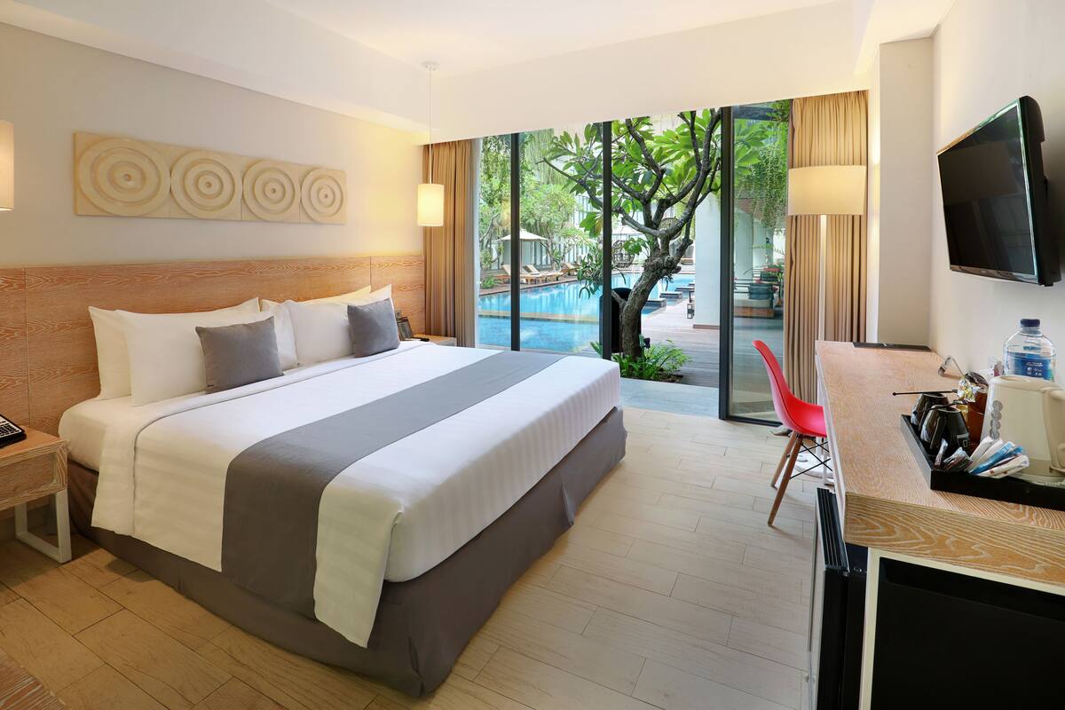 Deluxe Pool Access Room | View from room