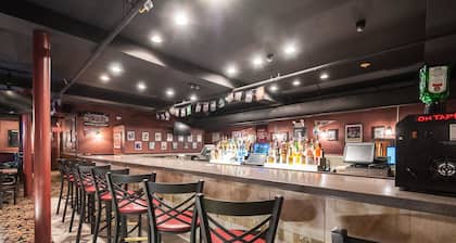 Rodeway Inn & Suites - Charles Town, WV