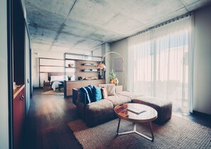 Habitació (Monroe) | Sala d'estar | Televisor LED