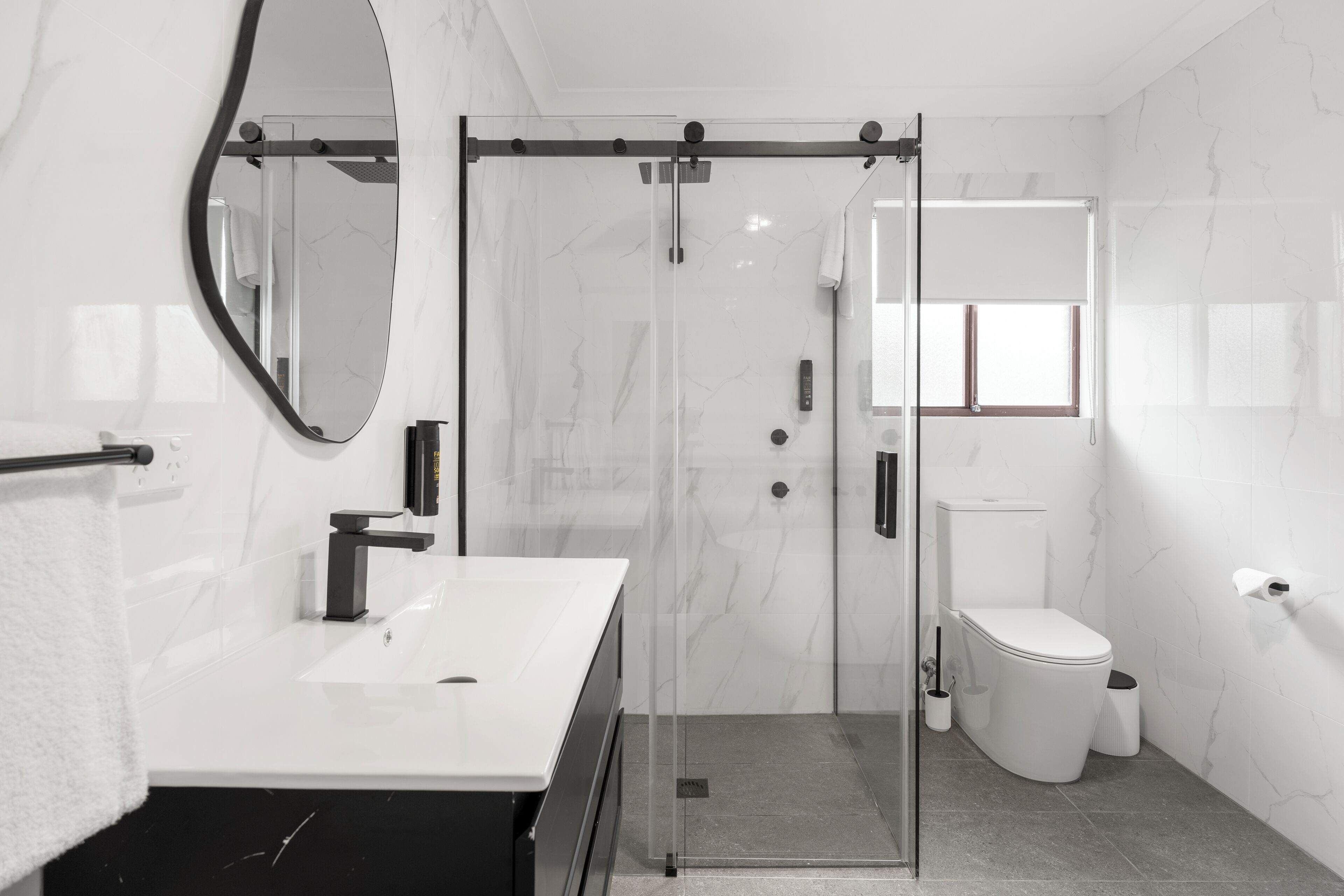 Premium Villa | Bathroom