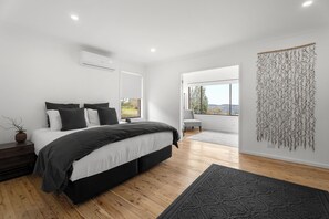 Premium Villa | Hypo-allergenic bedding, individually decorated, individually furnished