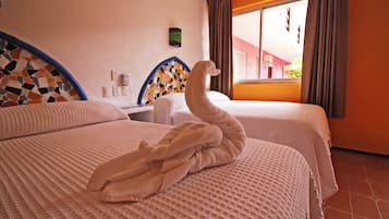 Habitación doble tradicional, baño privado | 1 habitación, edredón y caja de seguridad en la habitación