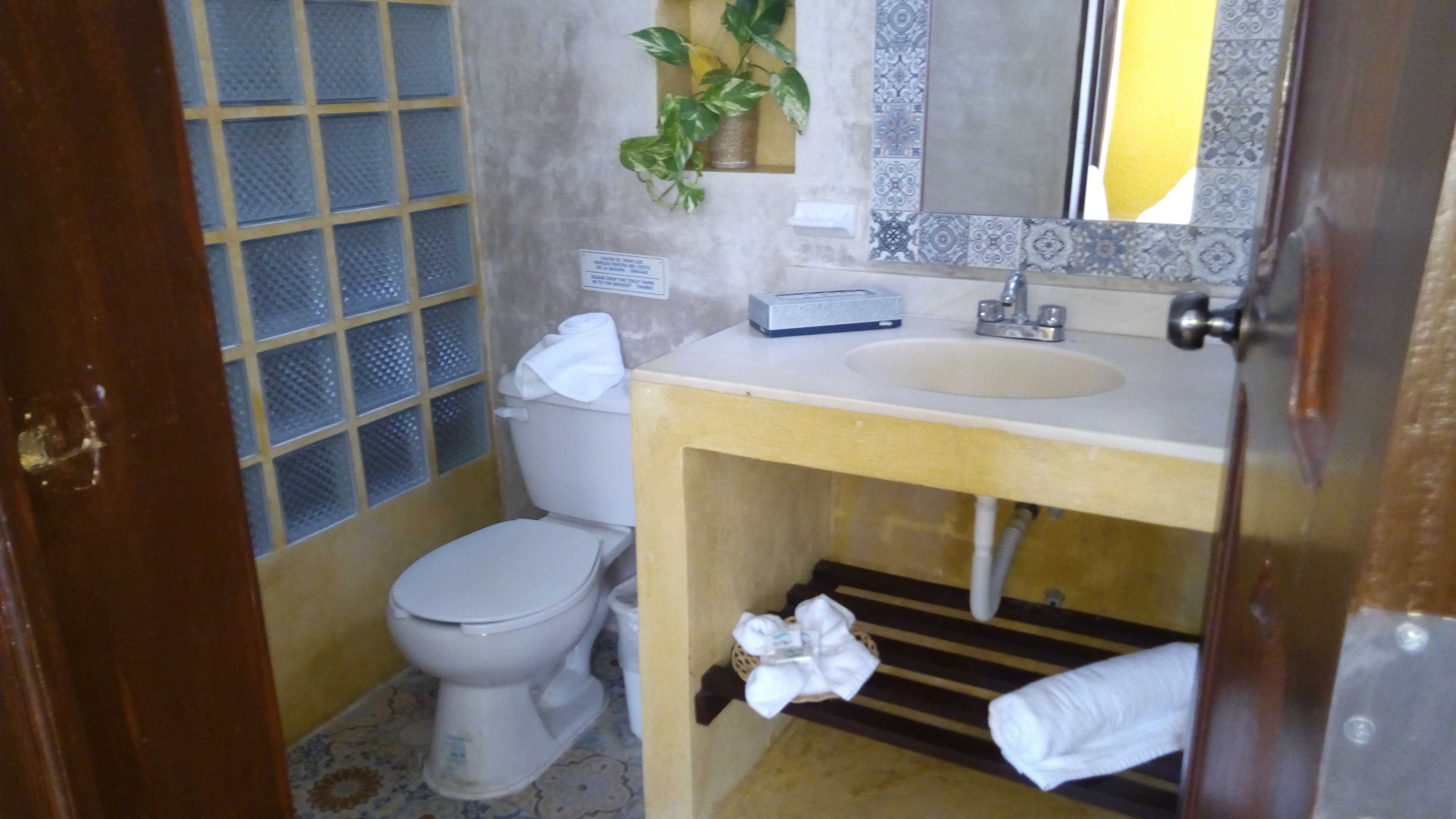 traditional triple room, 1 bedroom, private bathroom, tower | bathroom | shower, hair dryer, towels
