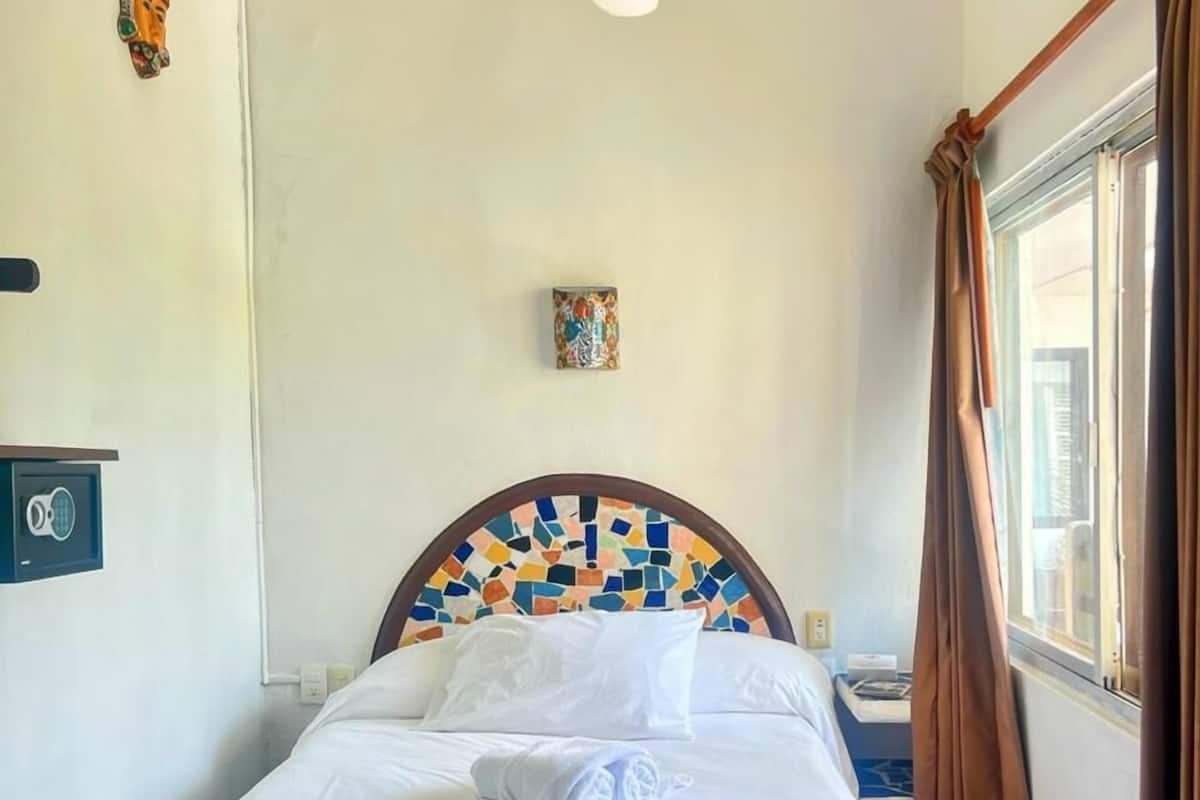 Economy-Doppelzimmer zur Einzelnutzung | 1 Schlafzimmer, Daunenbettdecken, Zimmersafe, Verdunkelungsvorhänge