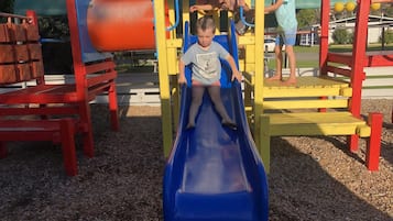 Children’s play area – indoor