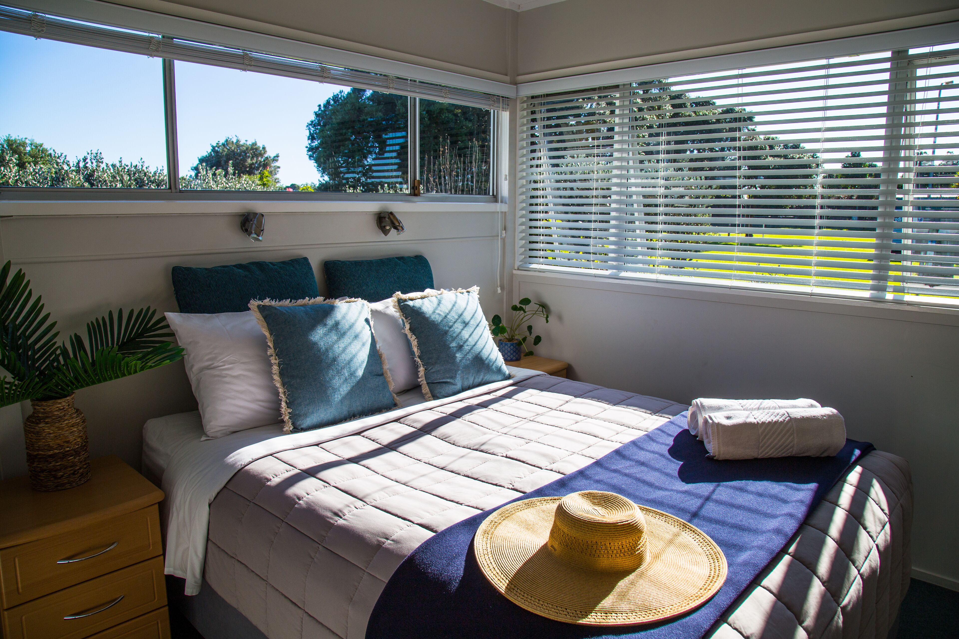 Family Cottage | Premium bedding, cots/infant beds, free WiFi, bed sheets