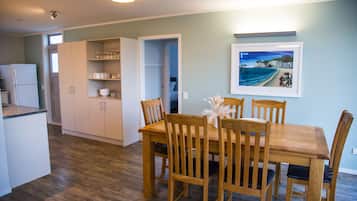 Premium Bungalow, 3 Bedrooms | Living area