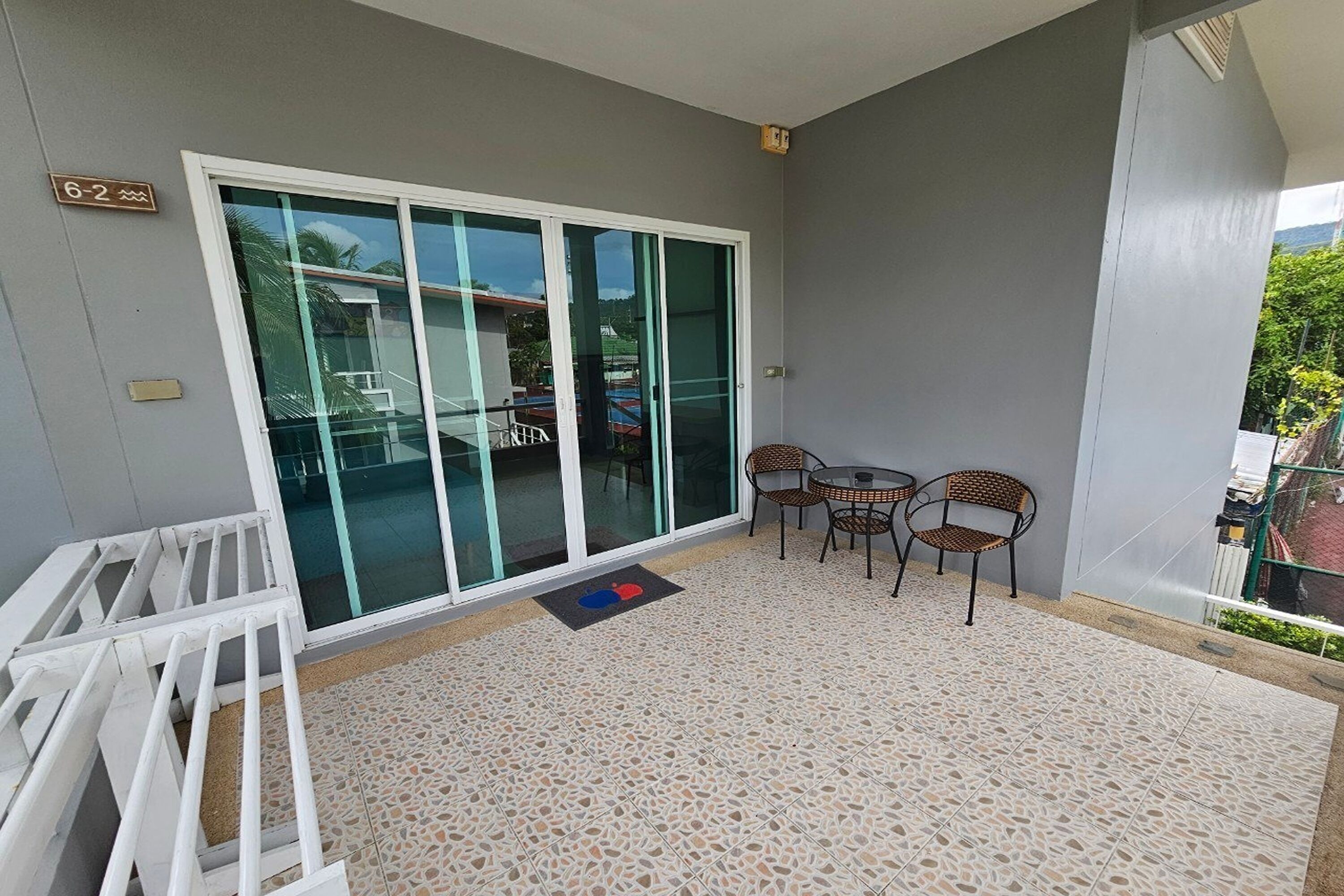 room, 2 bedrooms | terrace/patio