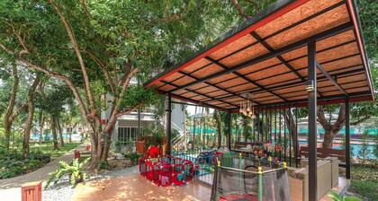 The One Cozy Vacation Residence