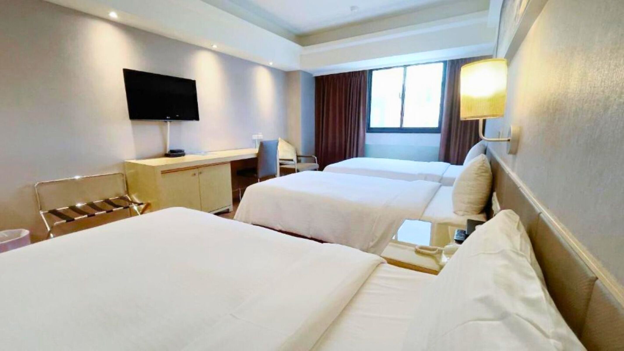 triple room, 3 single beds | in-room safe, desk, blackout curtains, iron/ironing board