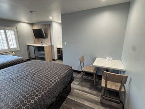 Economy-Zimmer, 2 Queen-Betten