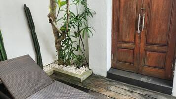 Villa, alberca privada | Terraza o patio