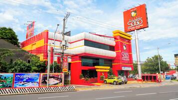 Fachada da propriedade