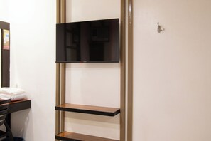 Habitació Deluxe, 1 llit de matrimoni | Wifi gratuïta i roba de llit