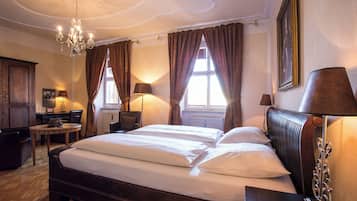 Comfort Room (B) | Premium bedding, minibar, in-room safe, desk