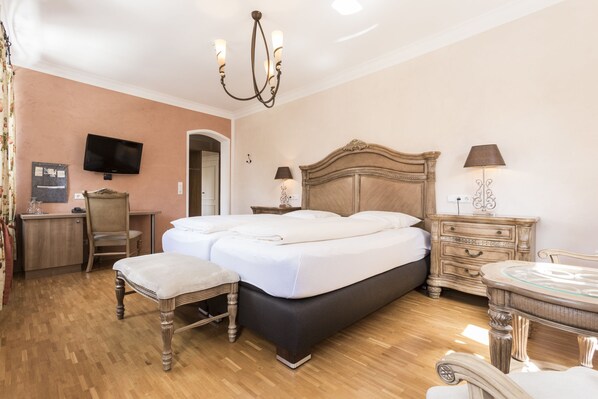 Premium bedding, minibar, in-room safe, desk