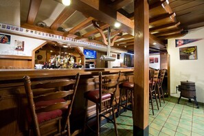 Bar (on property) - Ellenzer Goldbäumchen (Ellenz-Poltersdorf)