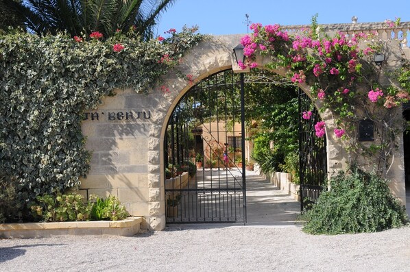 Ingresso della struttura