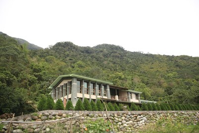 Taroko Mountain Dream Homestay B&B