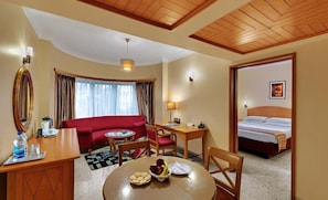 Ropa de cama de alta calidad y minibar