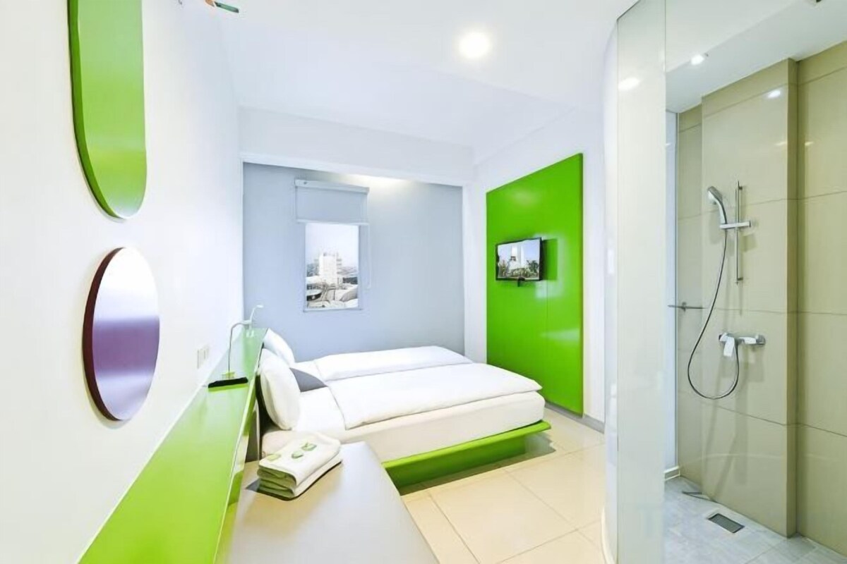 Coffres-forts dans les chambres, Wi-Fi gratuit, draps fournis