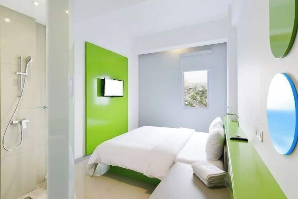 Tallelokero huoneessa, ilmainen Wi-Fi, vuodevaatteet