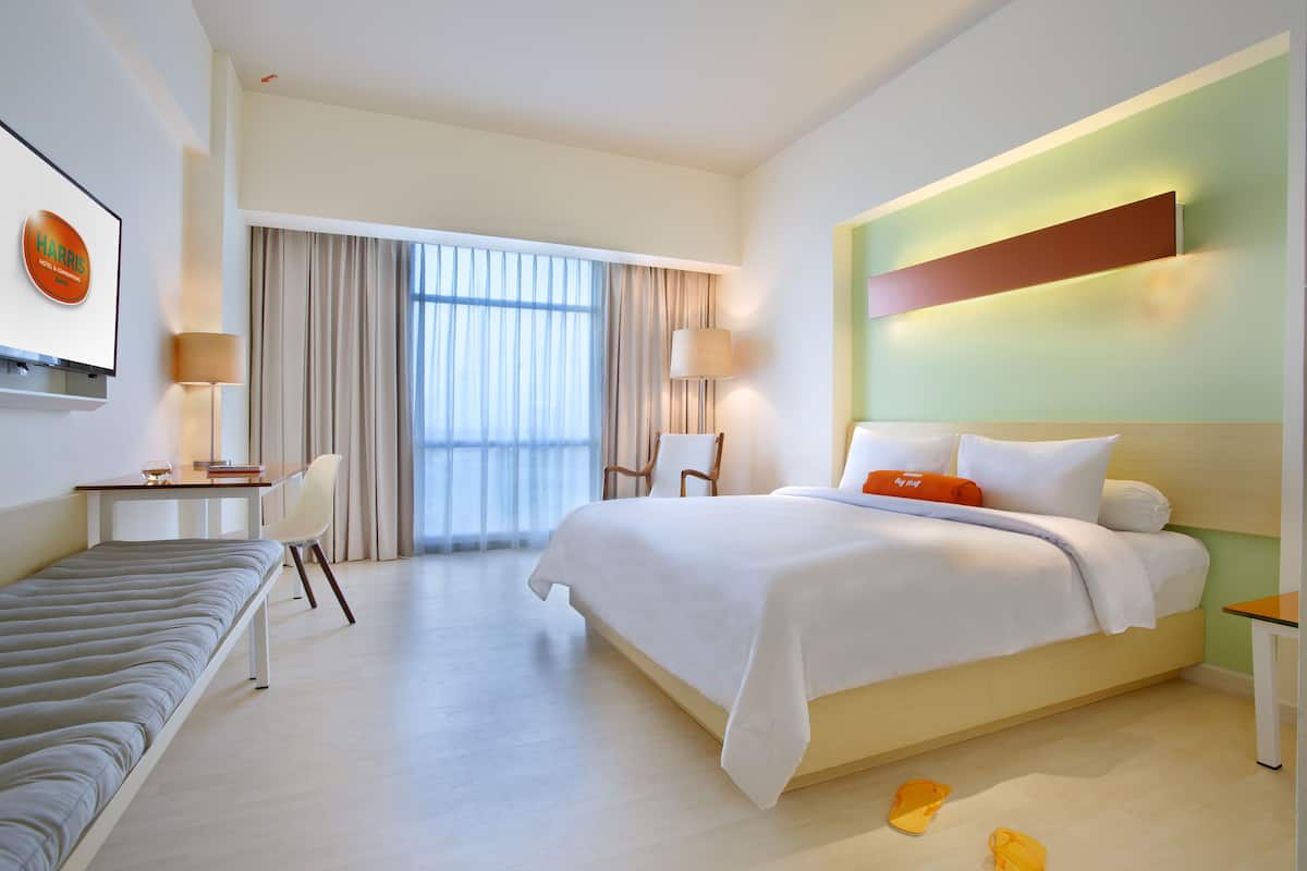 Minibar, in-room safe, desk, soundproofing