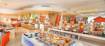 HARRIS Hotel & Conventions Bekasi
