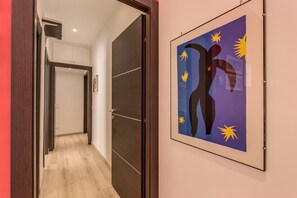 Apartamento (Via Gallia 96 - 3 bathrooms) | Zona de estar | Una televisión de pantalla plana