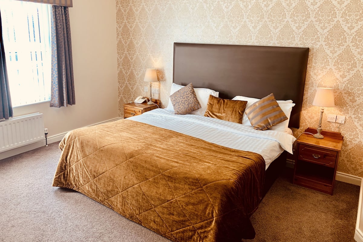 Executive Suite, Ensuite