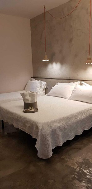 Coffres-forts dans les chambres, Wi-Fi gratuit, draps fournis