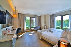 Frette Italian sheets, premium bedding, minibar, in-room safe - Dosso Dossi Hotels & Spa Downtown (Istanbul)