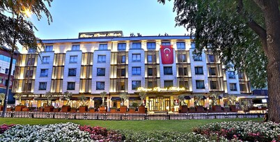 Dosso Dossi Hotels & Spa Downtown