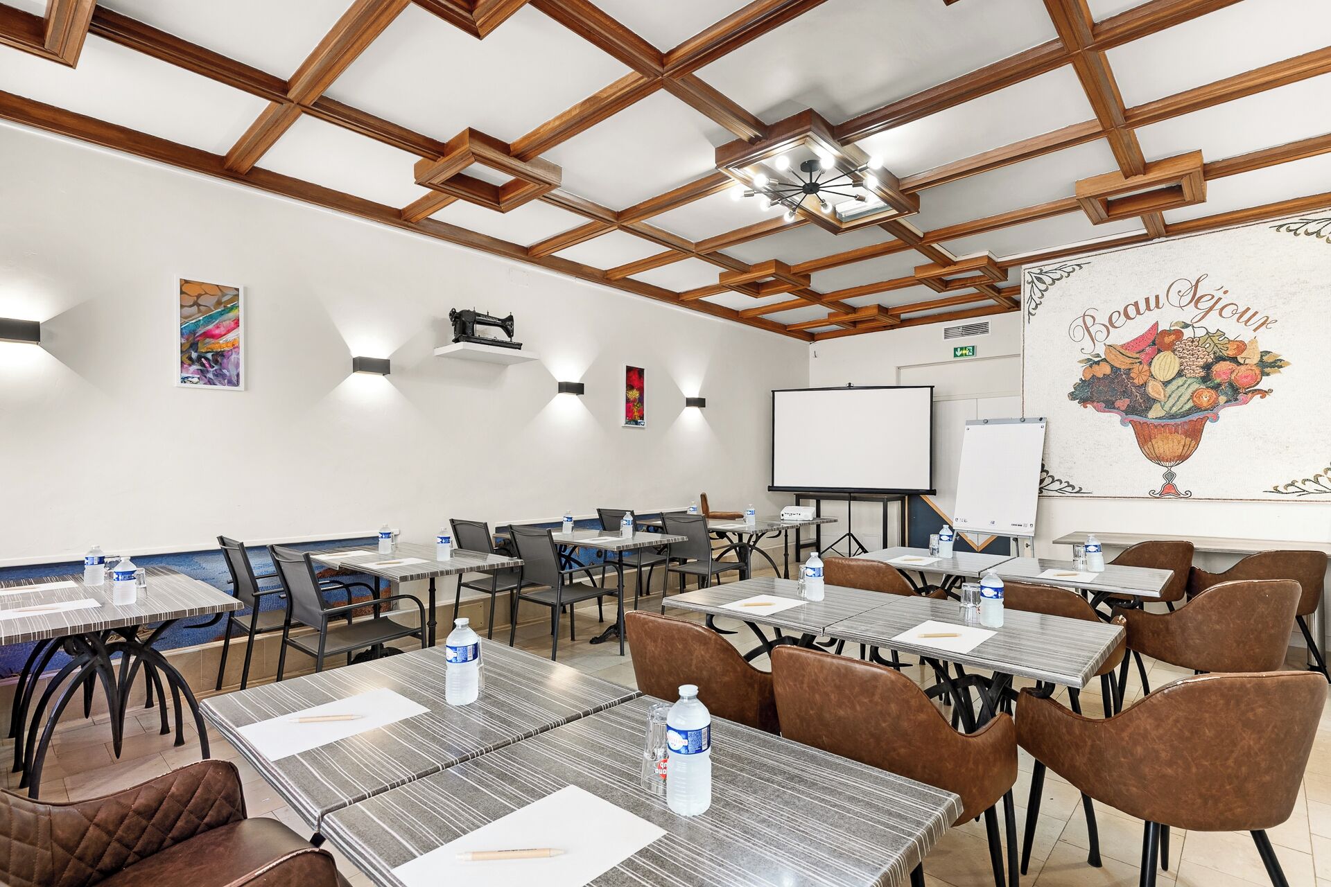 Meeting facility