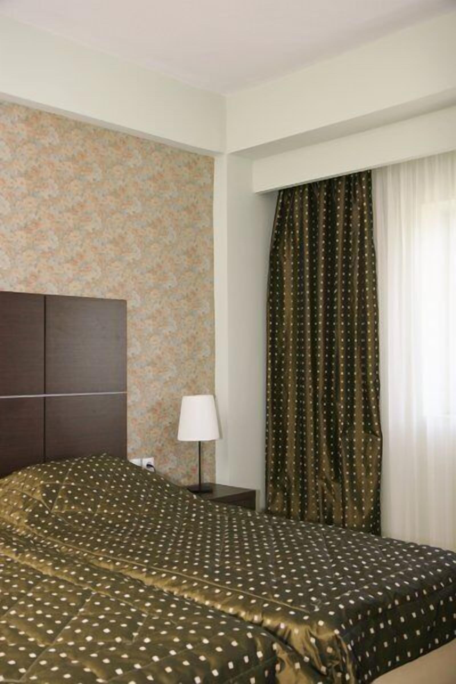 객실 내 금고, 책상, 무료 유아용 침대, 간이 침대