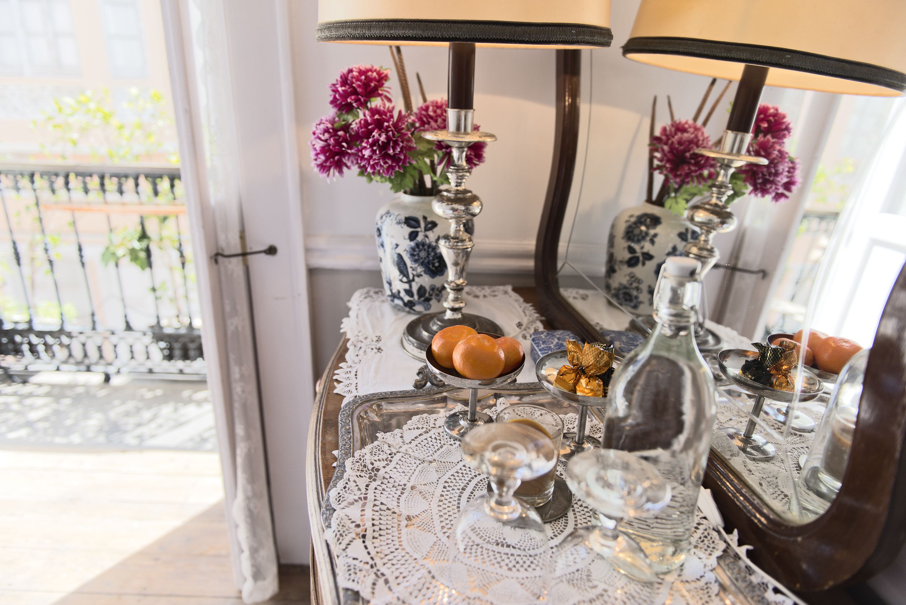 room, shared bathroom (balcony) | free wifi, bed sheets