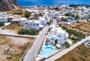 Exterior - LavaRock Villa (Santorini)