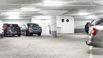 Bílastæði með sjálfsafgreiðslu (105 DKK á nótt)