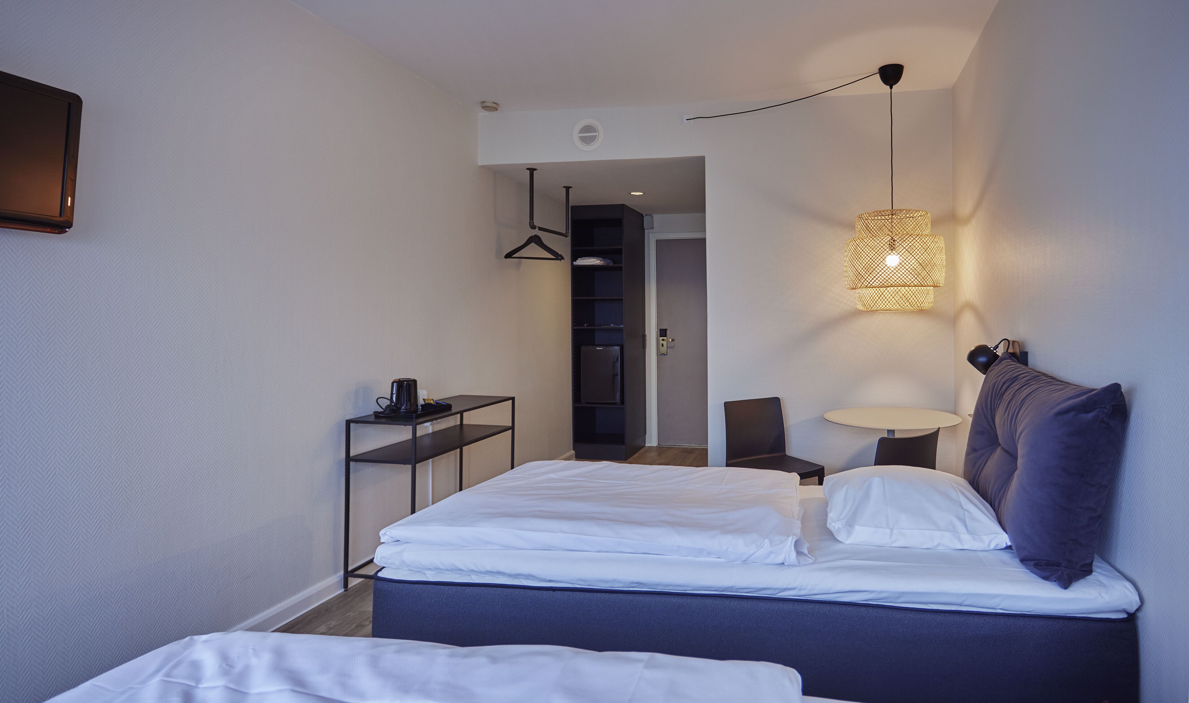 Zweibettzimmer, Meerblick | Kostenloses WLAN, Bettwäsche