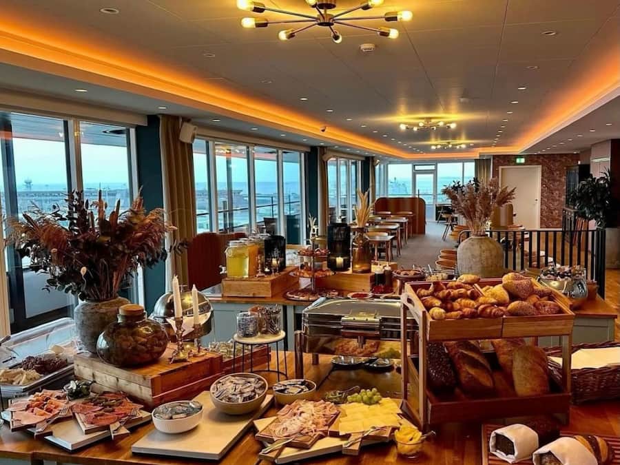 Morgenmadsbuffet hver dag (135 DKK pr. person)