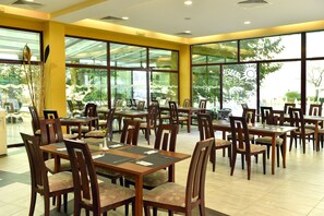 Breakfast area - Arabella Beach Hotel (Albena)