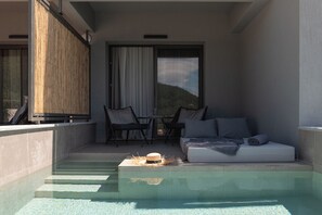 Quarto casal luxo | Varanda coberta