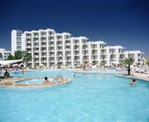 Seasonal outdoor pool