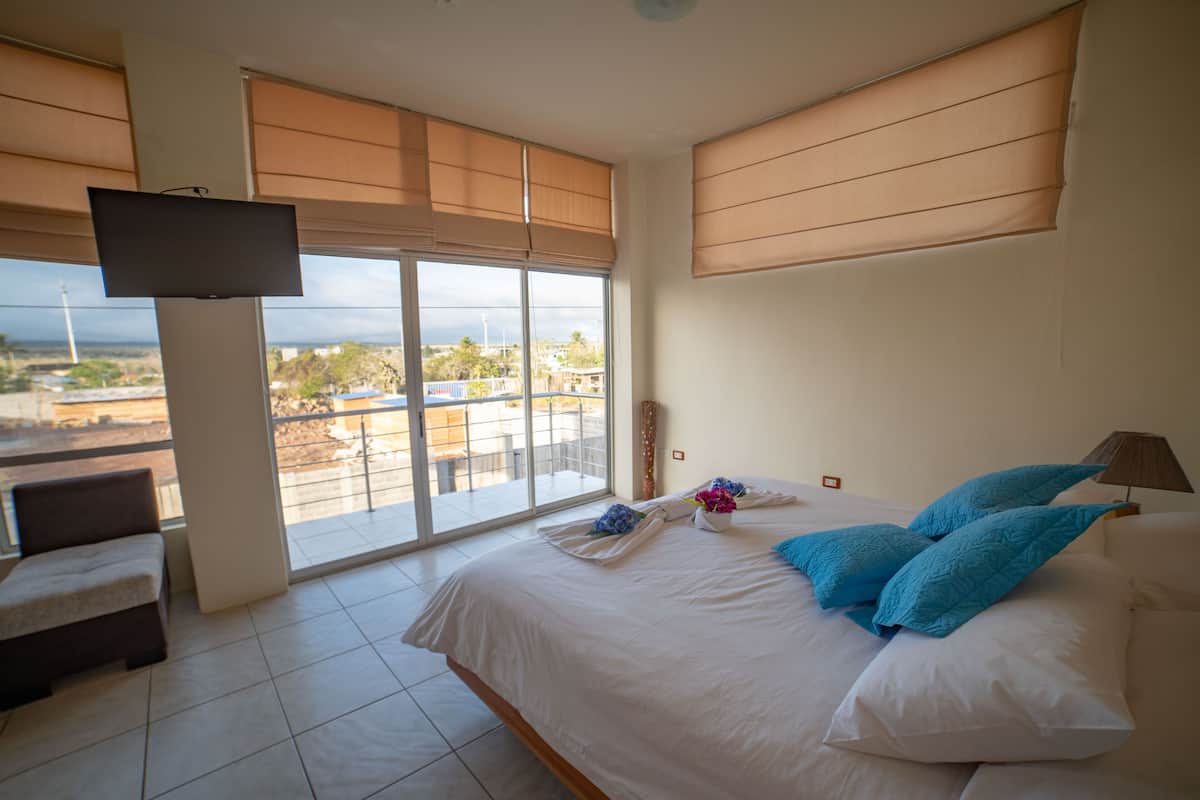 double room, 1 king bed, balcony, city view | view from room