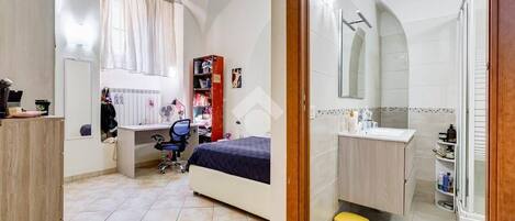 Egyptian cotton sheets, premium bedding, desk, laptop workspace