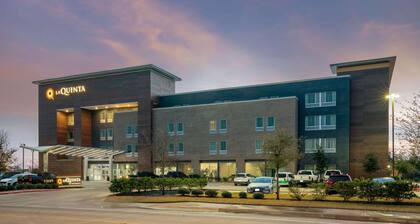 La Quinta Inn & Suites by Wyndham College Station South