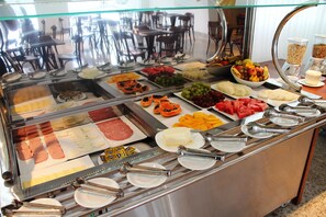 Buffet - Ville Celestine Hotel (Belo Horizonte)