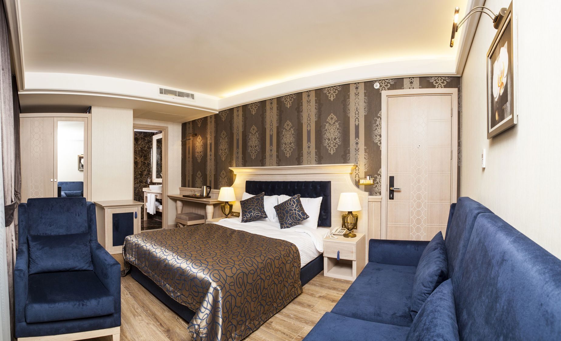 Minibar, in-room safe, soundproofing, iron/ironing board