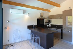 Studio, 1 Bedroom